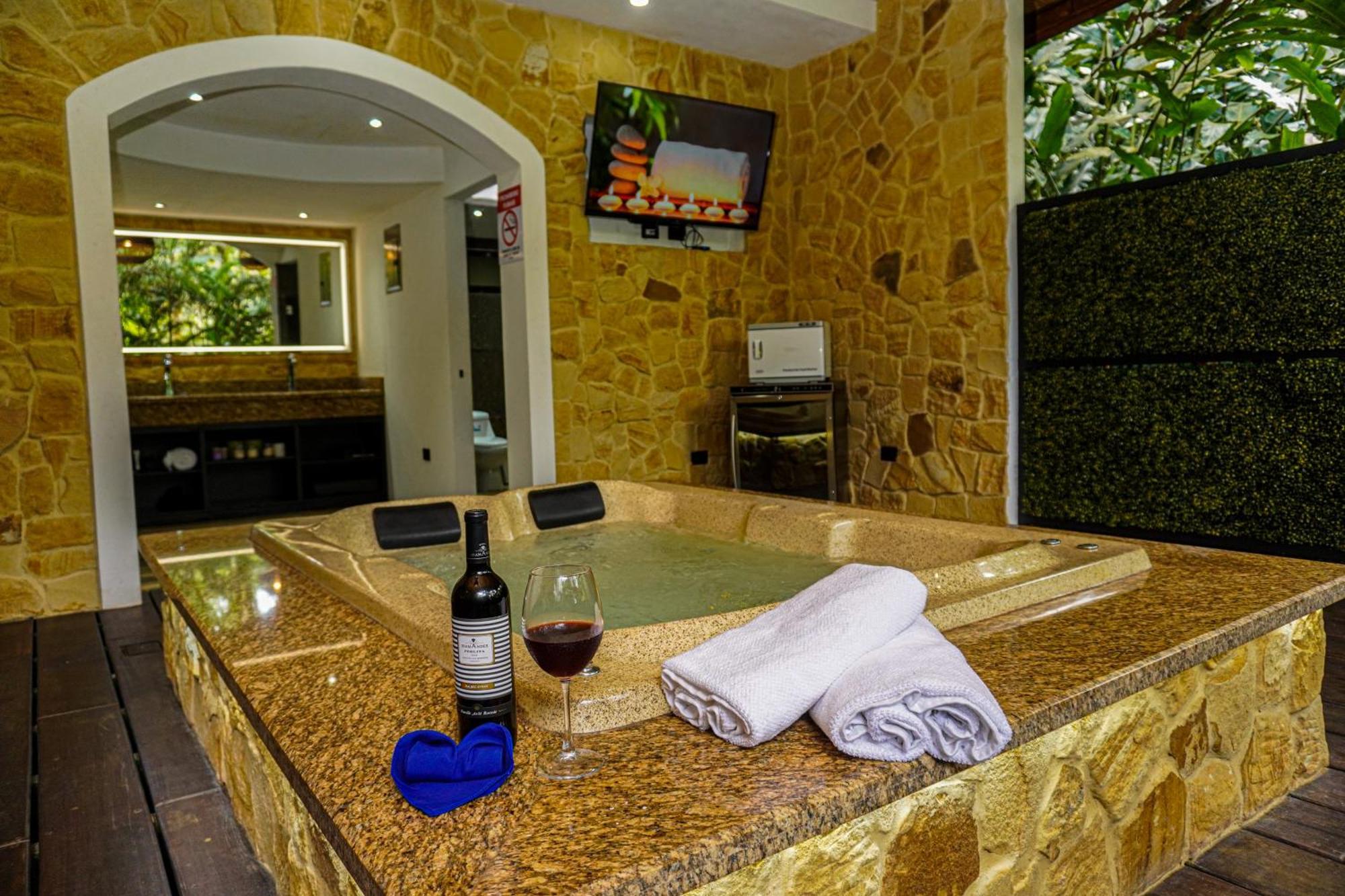 Palo Alto Glamping Hotel Quesada  Екстер'єр фото